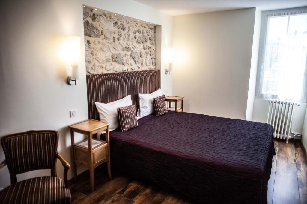 Hotel Henri IV Nérac Zimmer foto